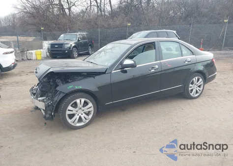 2009 Mercedes-Benz C 300 Luxury 4Matic/Sport 4Matic from USA, damaged, VIN WDDGF81X49R077508